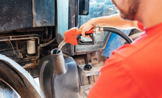 Przechowywanie paliwa rolniczego – zasady i bezpieczeństwo